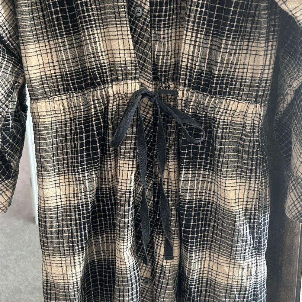 Joie Ardine Plaid Shirtdress, Black and Cream Checkered Dress - Picture 9 of 10